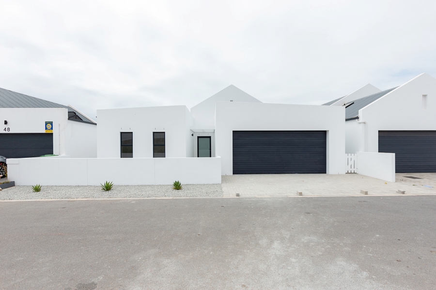 2 Bedroom Property for Sale in Brittania Beach Estate Western Cape